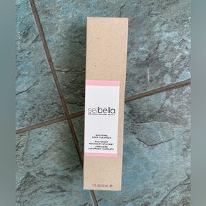 Seibella Soothing Foam Cleanser Honey & Rose ~ 5 oz / 150 ml  Sealed
